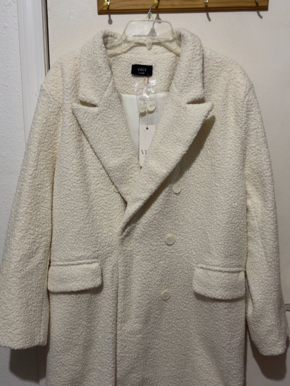 NWT VICI Collection Cream Double Breasted Teddy Bouclé Longline Trench Coat L - Picture 3 of 16